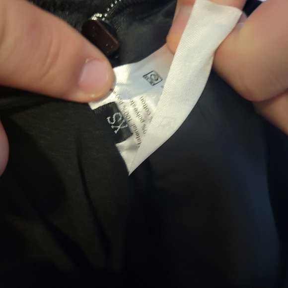 Sasotoc heated vest - Picture 3 of 3